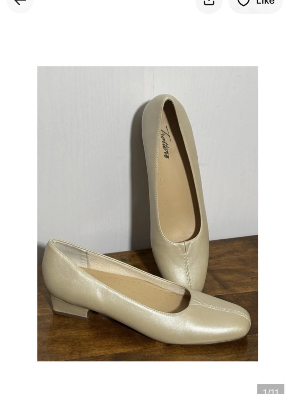 Trotters Doris Pumps Women's 9 SS Gold White Pearl Leather Like New No box - Picture 1 of 11